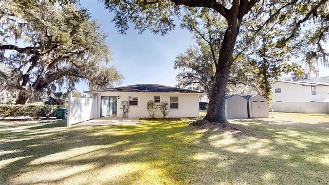 224 W MCCLENDON STREET, Lady Lake, FL 32159