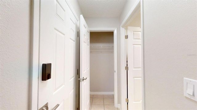 224 W MCCLENDON STREET, Lady Lake, FL 32159