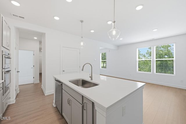 1010 Masters Place Way, Durham, NC 27703