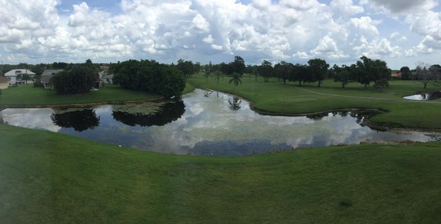 2040 Greenview Shores Boulevard 221, Wellington, FL 33414