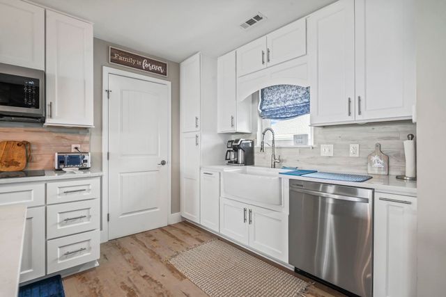 515 S Seaside Dr., Surfside Beach, SC 29575