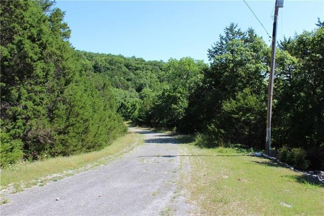 4 Beaver Circle, Holiday Island, AR 72631