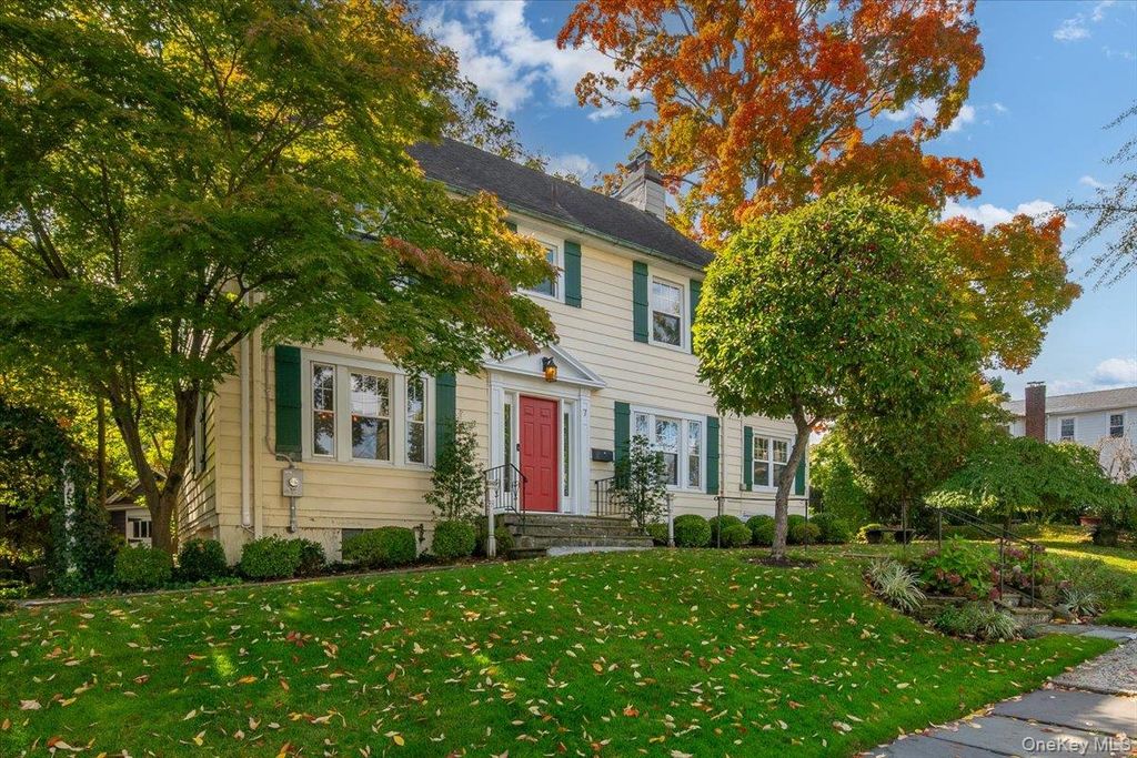 7 Thompson Street, Tuckahoe, NY 10707 — photo 2