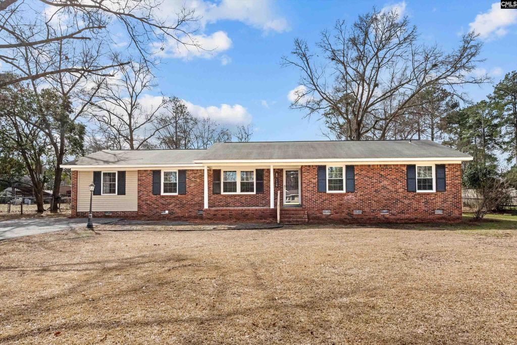 1127 Bayview Drive, Lugoff, SC 29078