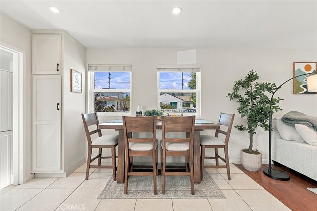 8324 Barnsley Avenue, Los Angeles, CA 90045