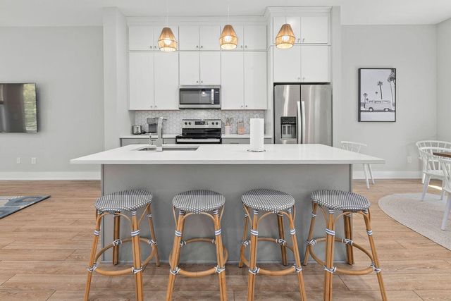 16 Shem Drive, Mount Pleasant, SC 29464