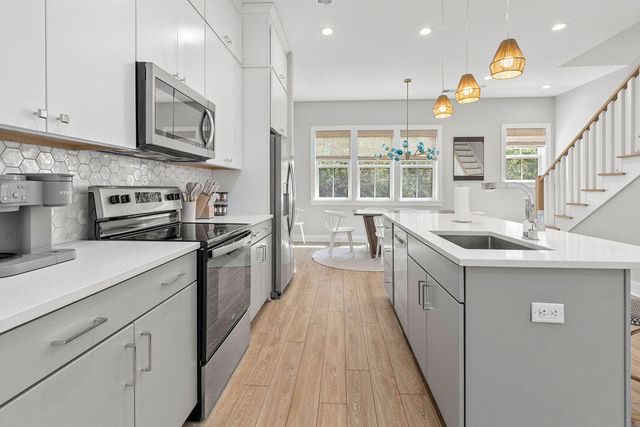 16 Shem Drive, Mount Pleasant, SC 29464