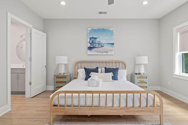 16 Shem Drive, Mount Pleasant, SC 29464