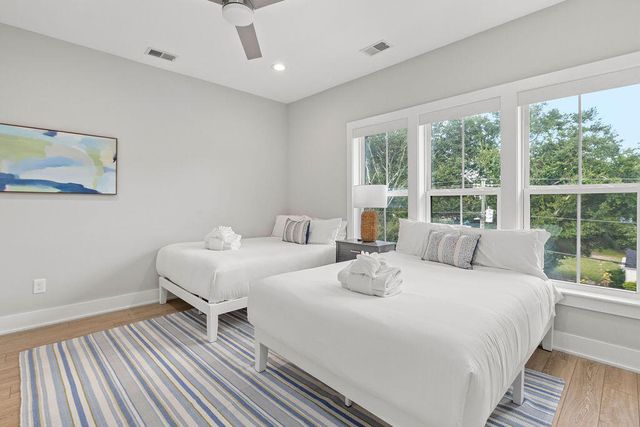 16 Shem Drive, Mount Pleasant, SC 29464