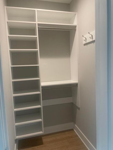 16 Shem Drive, Mount Pleasant, SC 29464