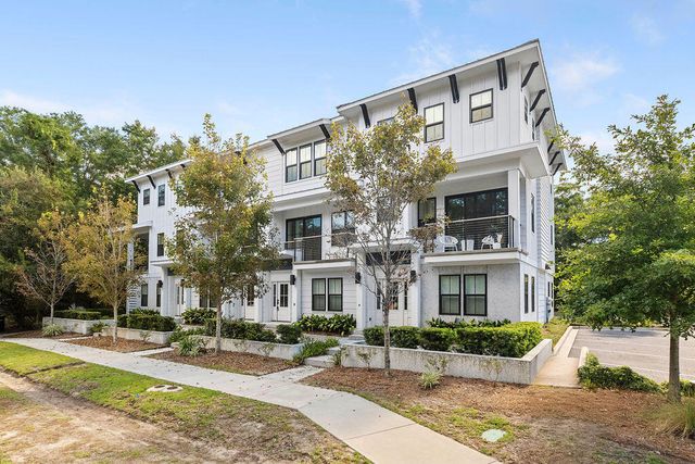 16 Shem Drive, Mount Pleasant, SC 29464