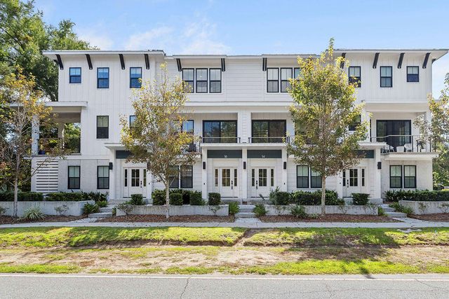 16 Shem Drive, Mount Pleasant, SC 29464