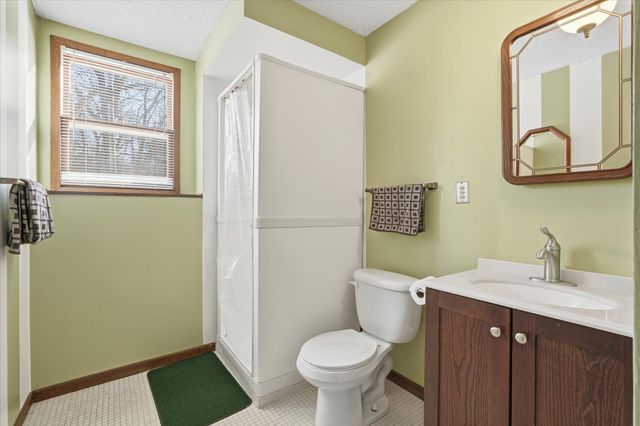 1792 County Road 5 NW, Isanti, MN 55040