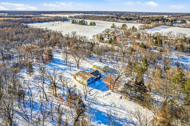 1792 County Road 5 NW, Isanti, MN 55040