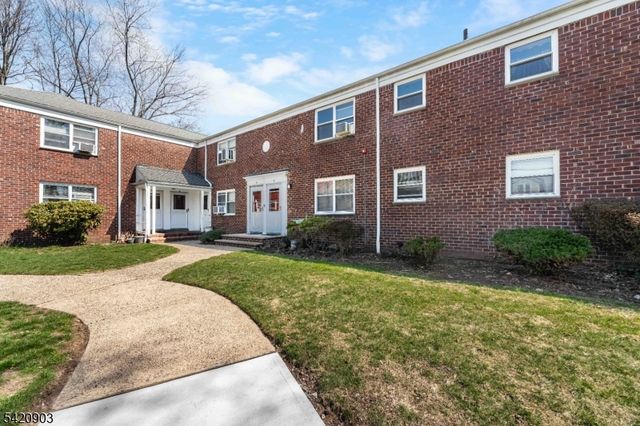 418 Esplanade 6, Hackensack City, NJ 07601