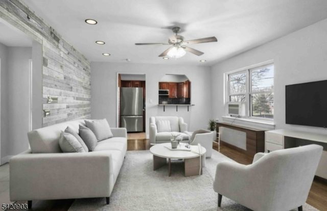 418 Esplanade 6, Hackensack City, NJ 07601