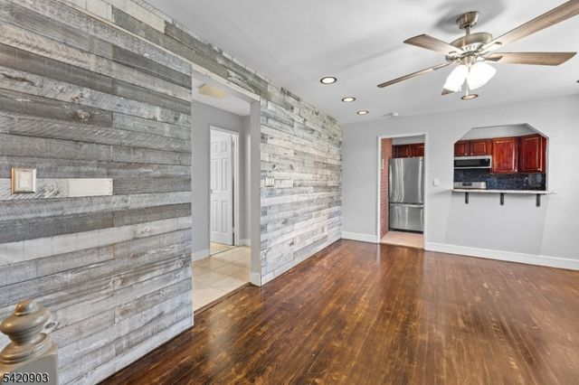 418 Esplanade 6, Hackensack City, NJ 07601