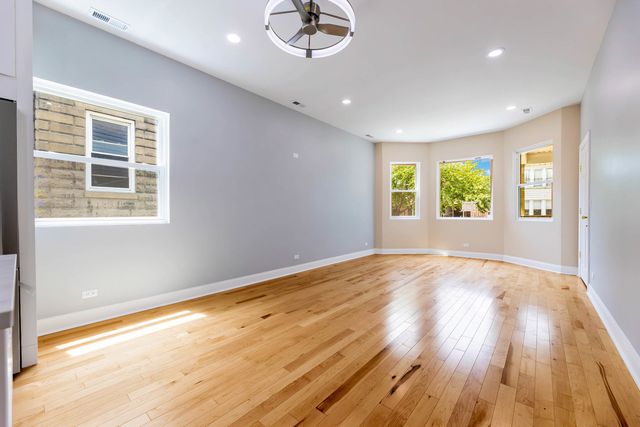 441 N Leclaire Avenue, Chicago, IL 60644