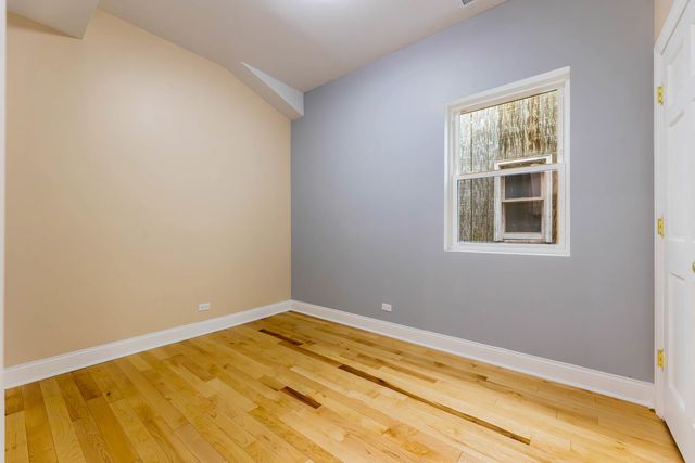 441 N Leclaire Avenue, Chicago, IL 60644