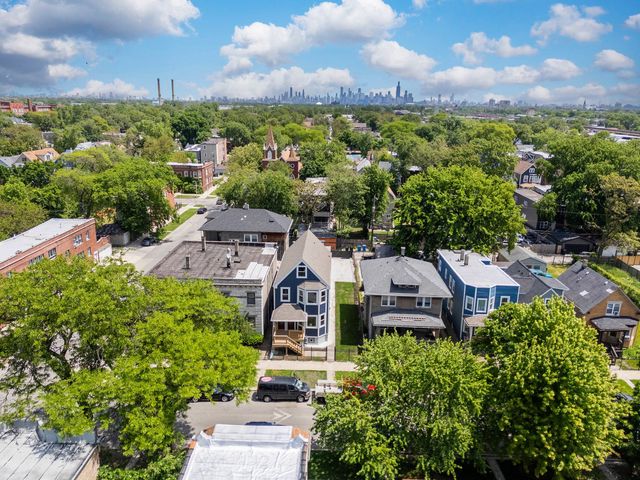 441 N Leclaire Avenue, Chicago, IL 60644