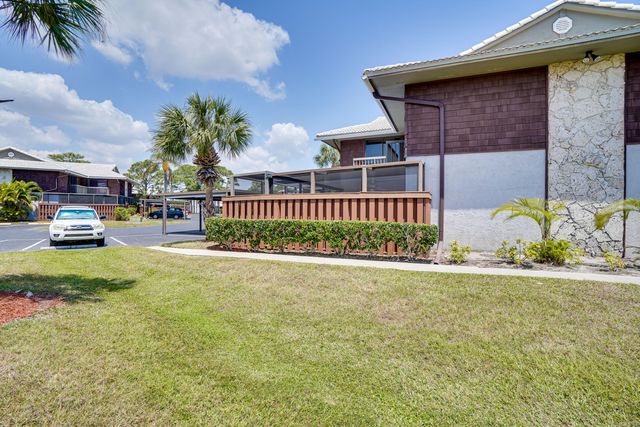 3201 SE Guenevere Lane A, Port St. Lucie A, Port St Lucie, FL 34952
