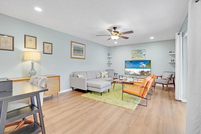 3201 SE Guenevere Lane A, Port St. Lucie A, Port St Lucie, FL 34952