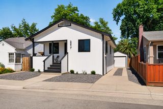 3217 43rd St, Sacramento, CA 95817