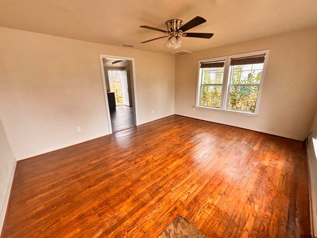 515 Canada St, Jacksonville, TX 75766