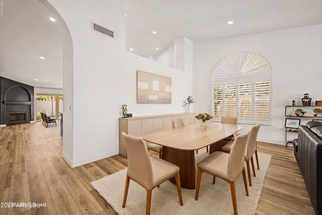 3022 E EMILE ZOLA Avenue, Phoenix, AZ 85032