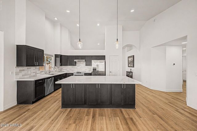 3022 E EMILE ZOLA Avenue, Phoenix, AZ 85032