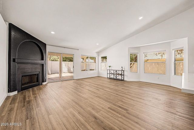 3022 E EMILE ZOLA Avenue, Phoenix, AZ 85032