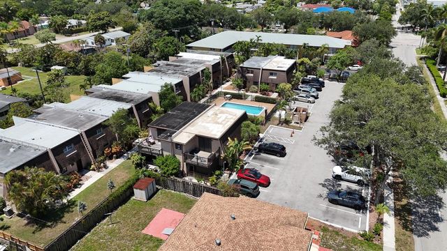 2520 Van Buren Street 16, Hollywood, FL 33020