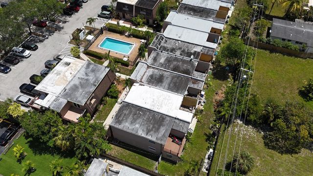 2520 Van Buren Street 16, Hollywood, FL 33020