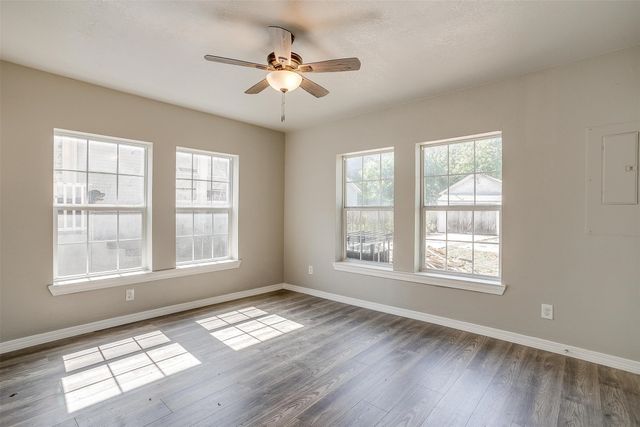 2620 Wilkinson Avenue, Fort Worth, TX 76103