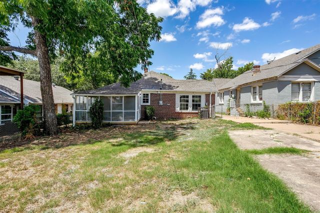 2620 Wilkinson Avenue, Fort Worth, TX 76103