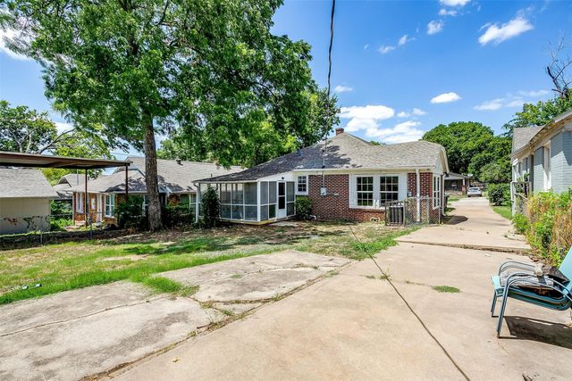 2620 Wilkinson Avenue, Fort Worth, TX 76103