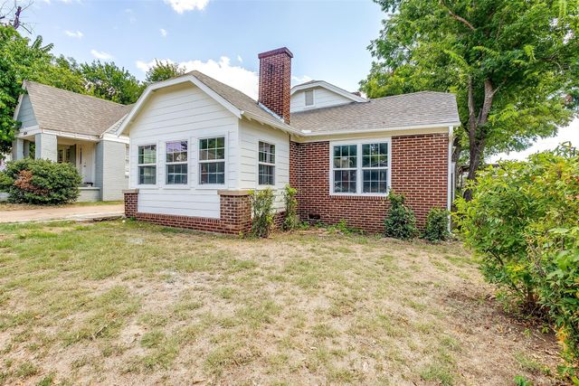 2620 Wilkinson Avenue, Fort Worth, TX 76103