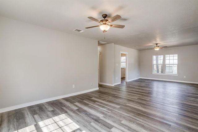 2620 Wilkinson Avenue, Fort Worth, TX 76103