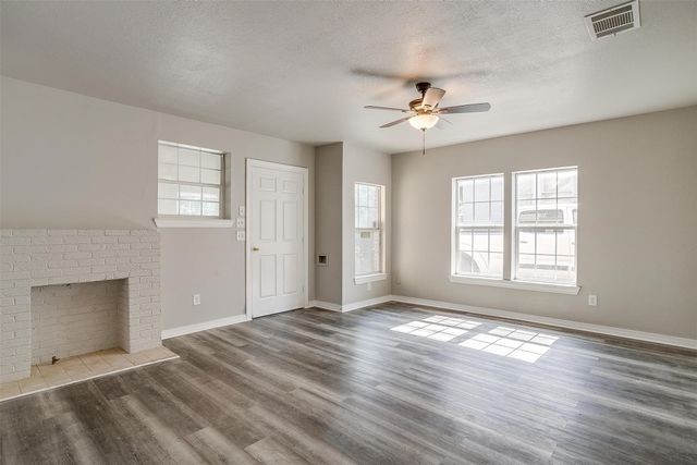 2620 Wilkinson Avenue, Fort Worth, TX 76103