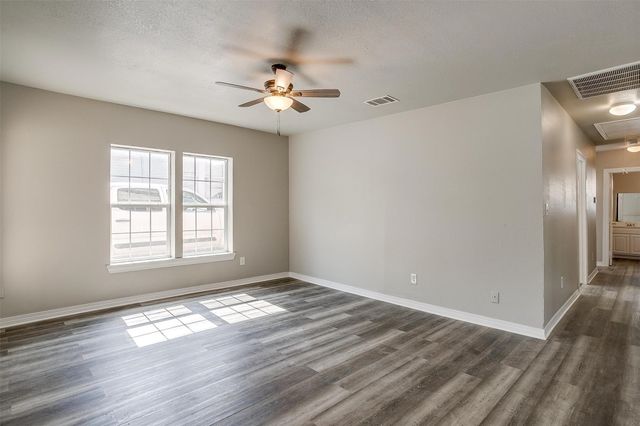 2620 Wilkinson Avenue, Fort Worth, TX 76103