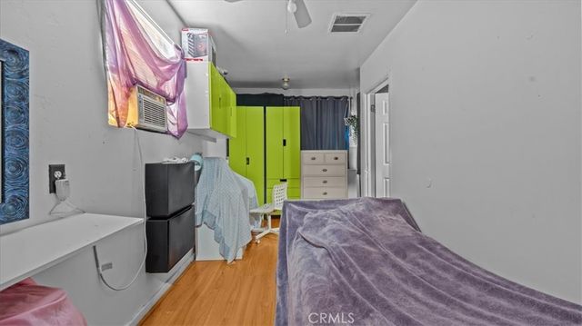 7603 Date Avenue, Fontana, CA 92336