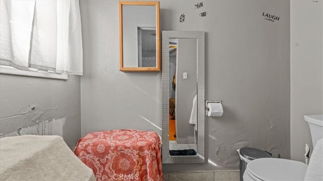 7603 Date Avenue, Fontana, CA 92336