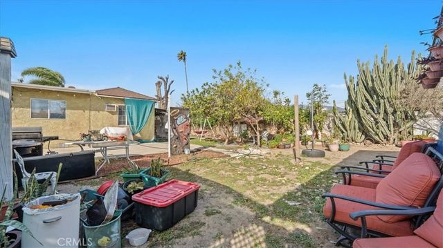 7603 Date Avenue, Fontana, CA 92336