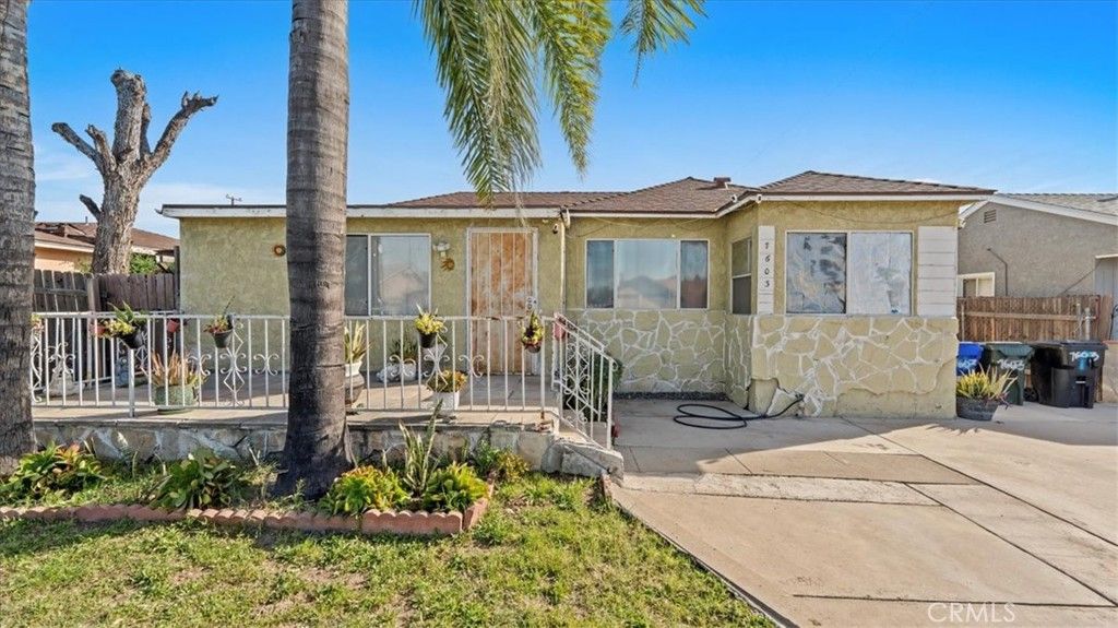 7603 Date Avenue, Fontana, CA 92336