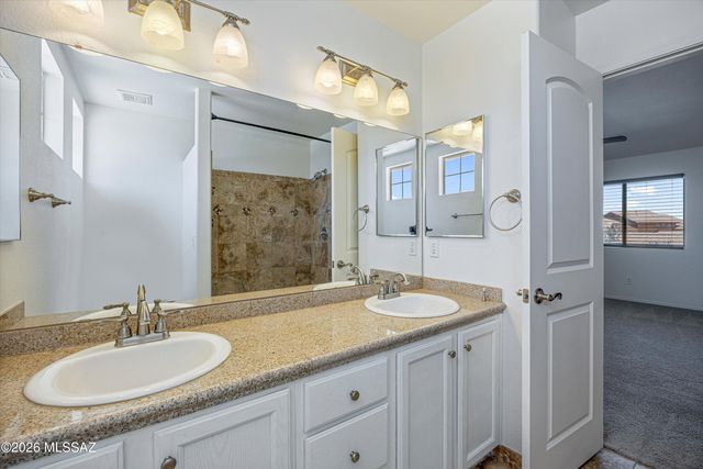 6966 W Amarante Drive, Tucson, AZ 85743