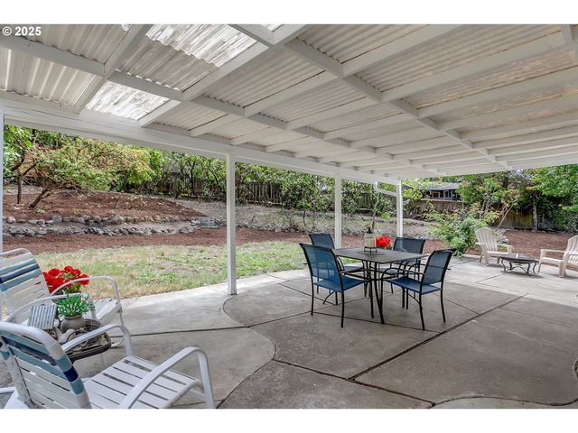 14130 Sw FURLONG Ct, Beaverton, OR 97005