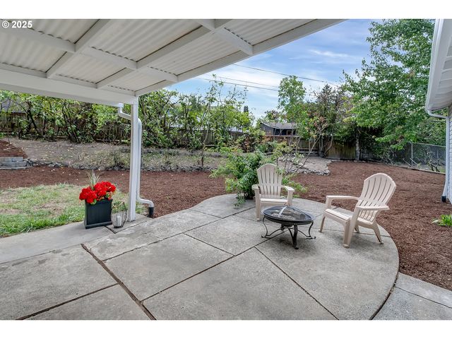 14130 Sw FURLONG Ct, Beaverton, OR 97005