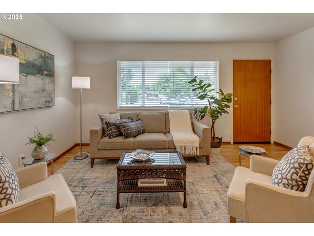 14130 Sw FURLONG Ct, Beaverton, OR 97005