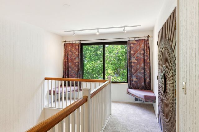 365 Kearney Circle, Manchester, NH 03104