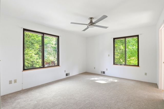 365 Kearney Circle, Manchester, NH 03104